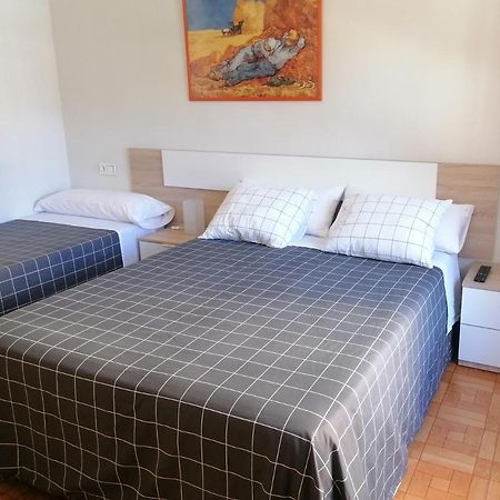 Hostal La Reina Самора Екстер'єр фото