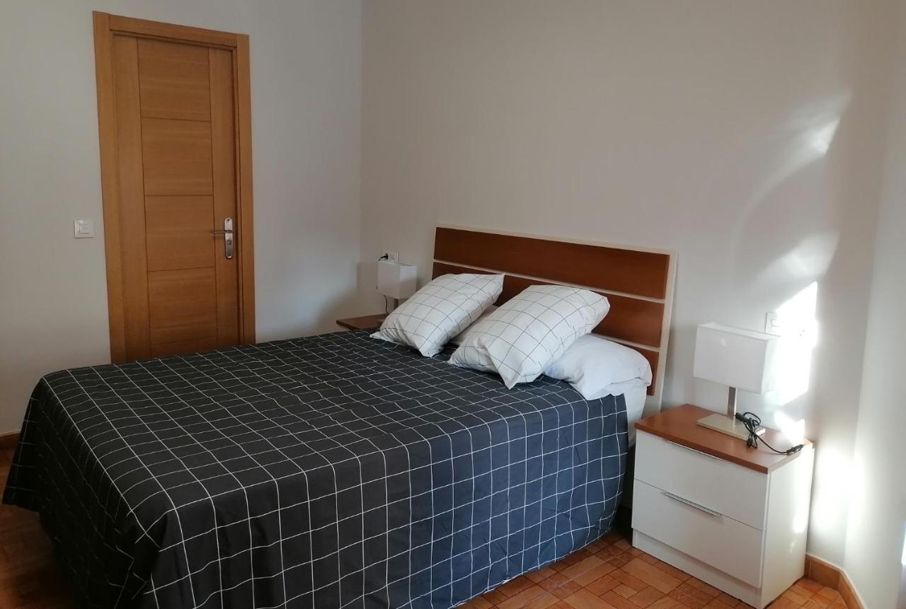 Hostal La Reina Самора Екстер'єр фото